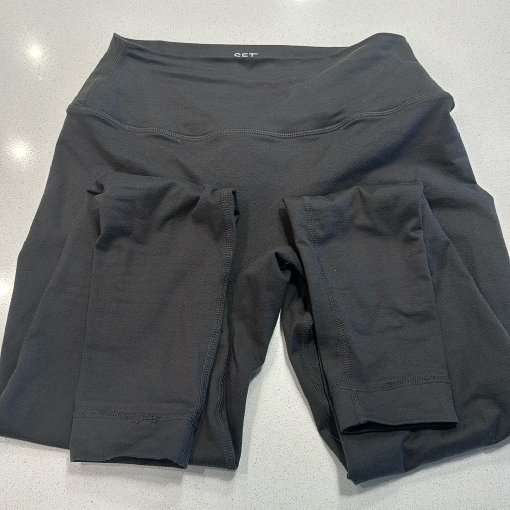 Set active small graphite formcloud leggings